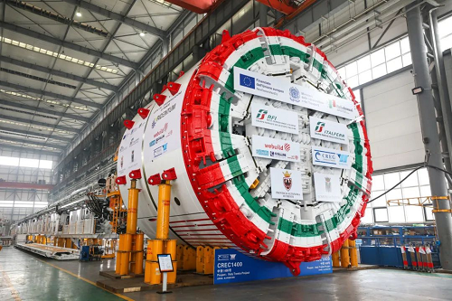 中铁装备出口意大利特伦托项目双模盾构机顺利下线